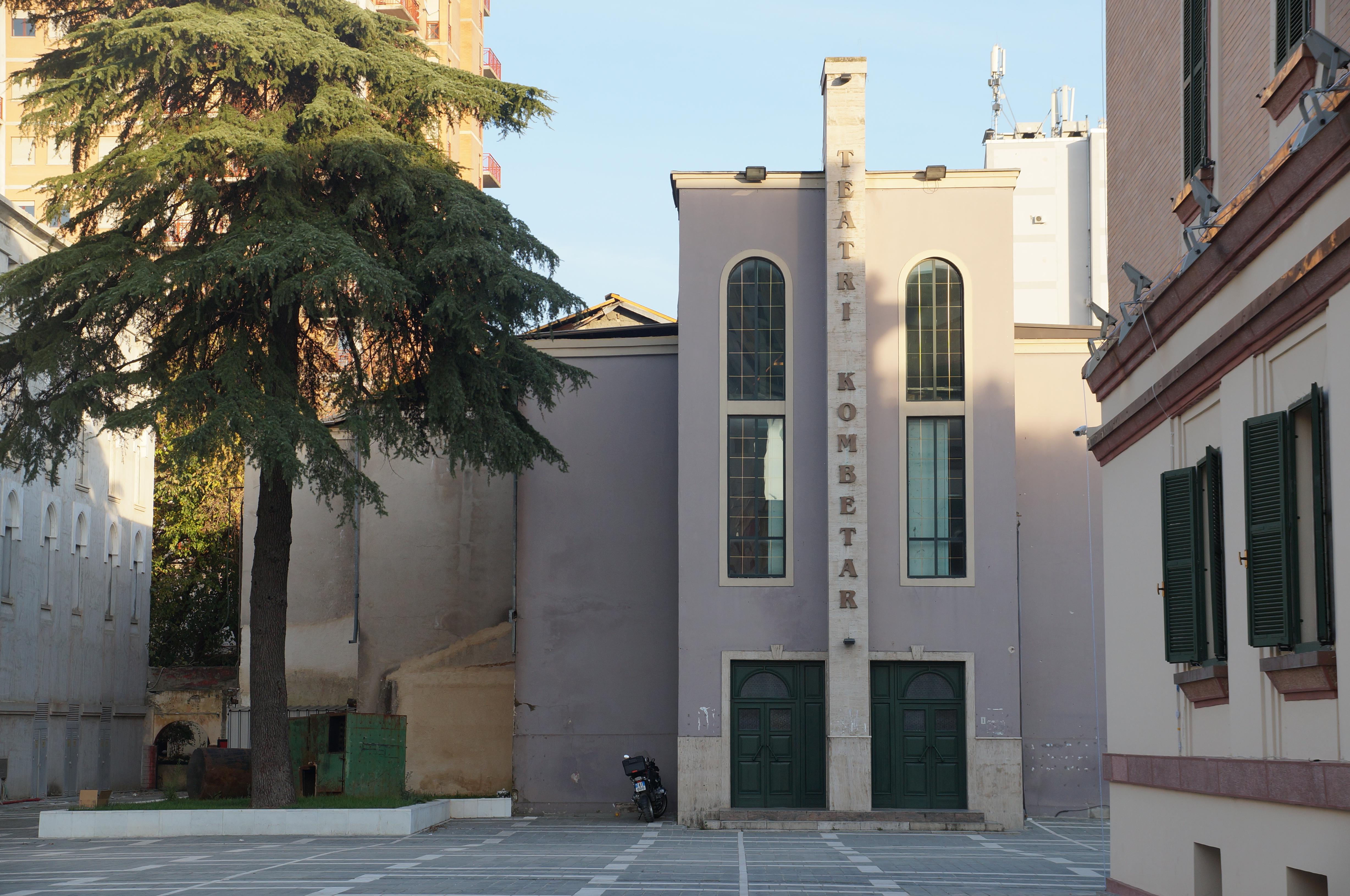 Teatro nacional de Albania
